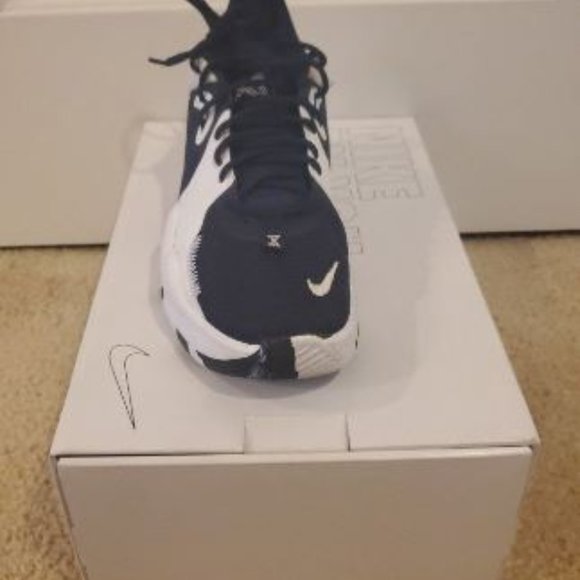 Used Basketball Shoes - Size 10 - Picture 1 of 5